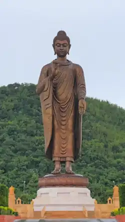 Phra Phutta Maha Metta tallest statue in the province
